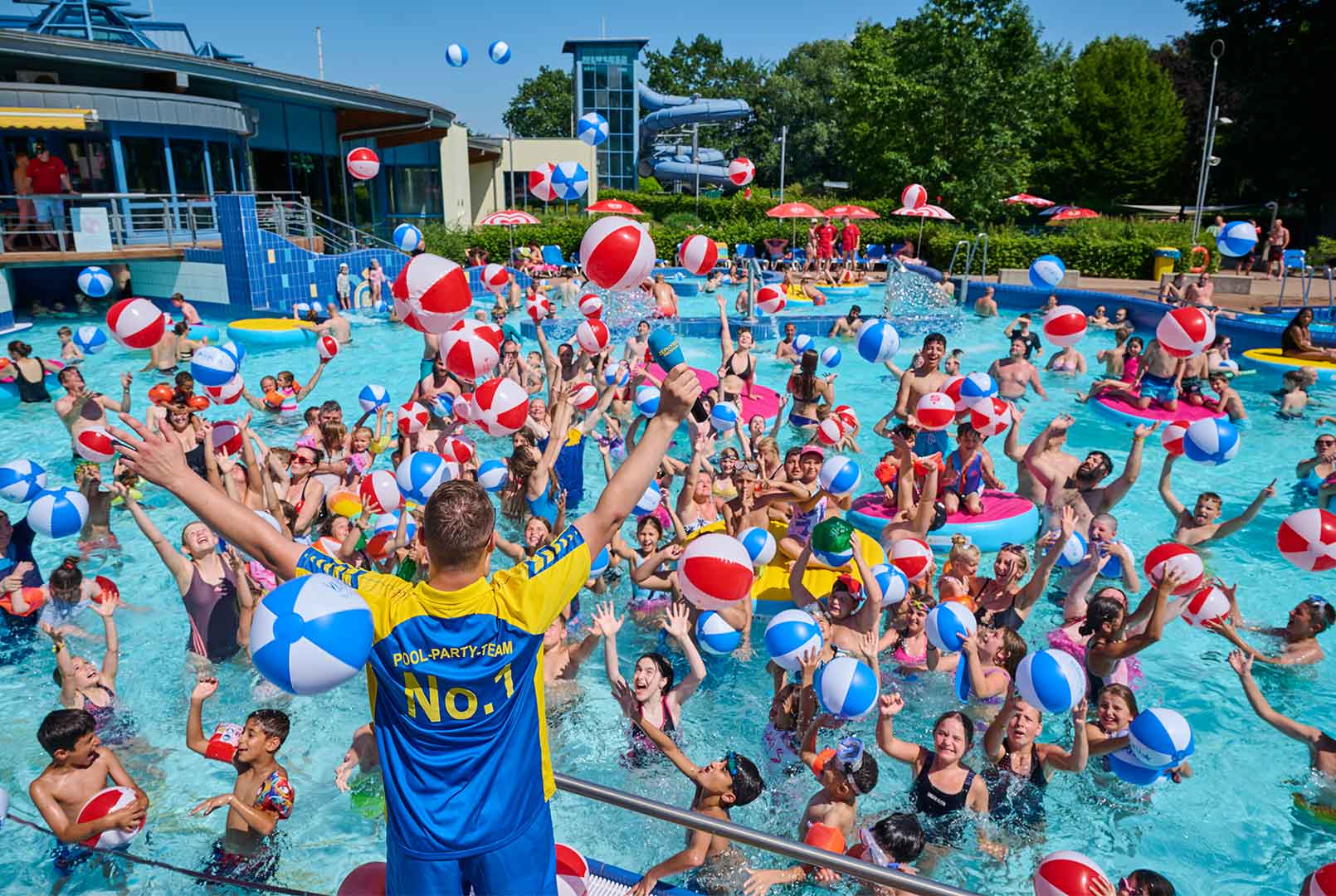 Sommer Pool Party im Verwell begeistert 2.500 Besucher:innen